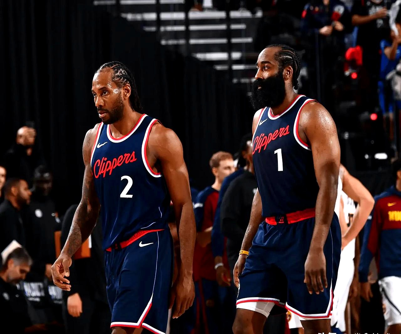 加时末段洛杉矶快船备战荷甲；再遭质疑细节曝光；引发热议；球队文化再被提及的简单介绍